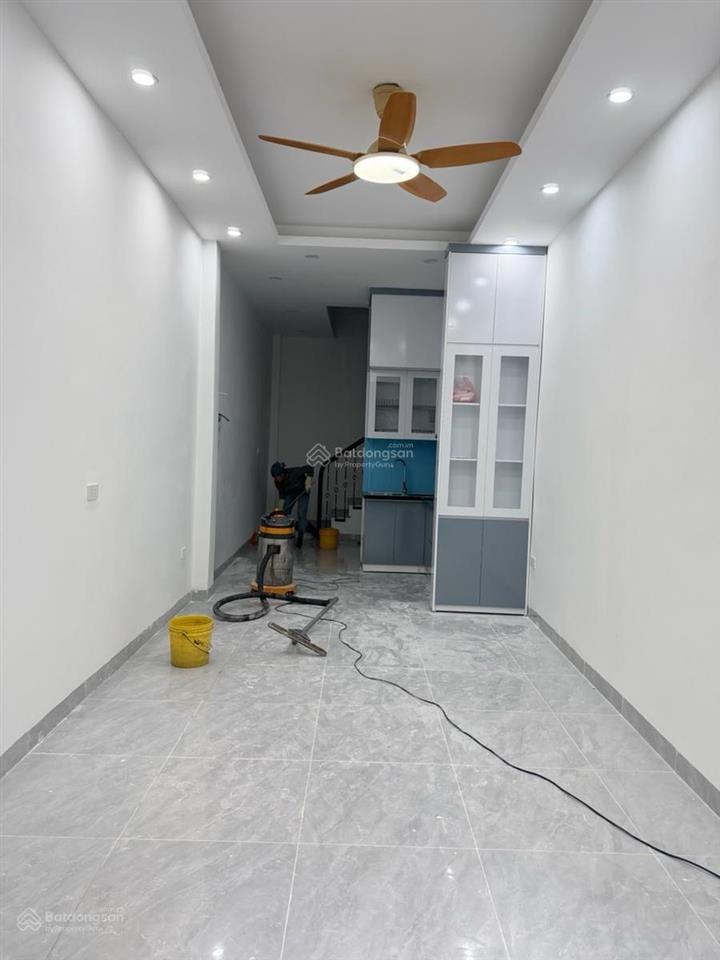 Bán nhà võ thị sáu, hai bà trưng, thoáng trước sau, ngõ rộng gần 5m, 33m2, 5 tầng, dưới 9 tỷ