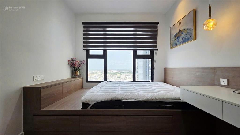 Đang trống sẵn, cần cho thuê ch 3pn the infiniti full nội thất đẹp view sông.  0967 565 ***