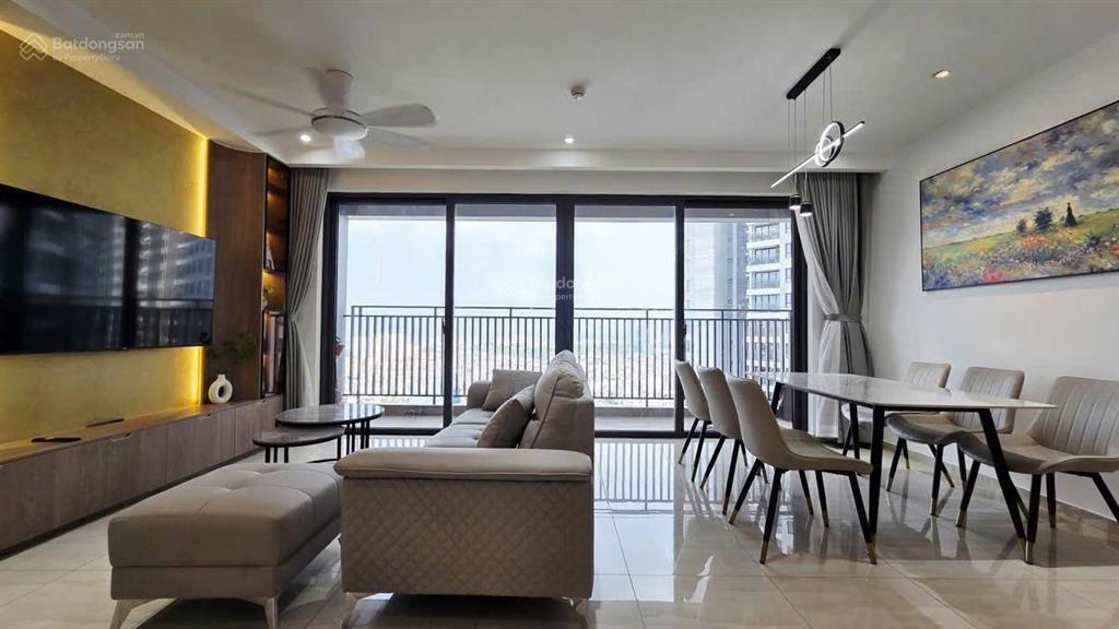 Đang trống sẵn, cần cho thuê ch 3pn the infiniti full nội thất đẹp view sông.  0967 565 ***