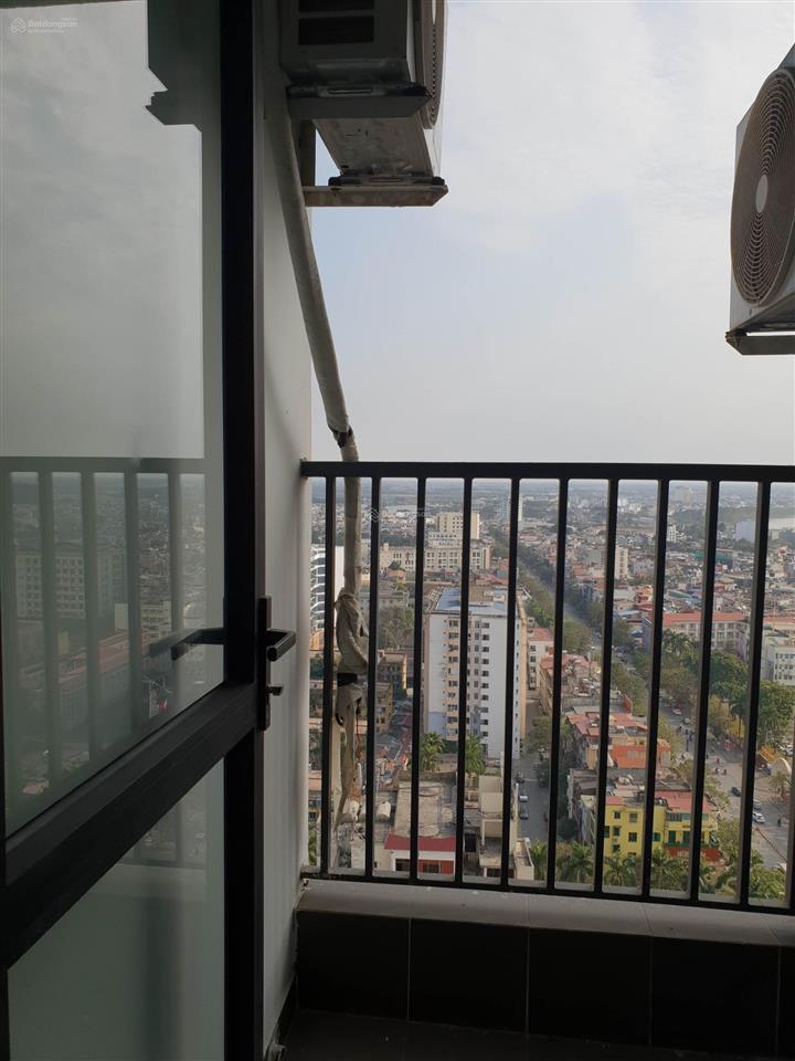 Cho thuê chung cư hoàng huy đổng quốc bình 2ngủ, 2nvs (60m2)