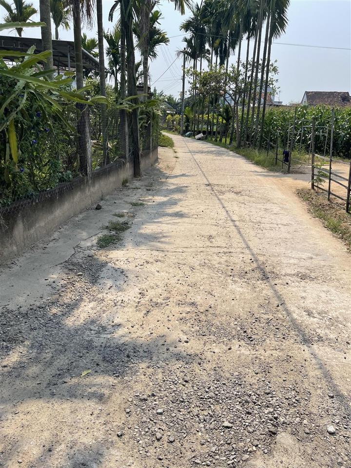 Bán nhà cấp 4 (gần trường gần chợ)