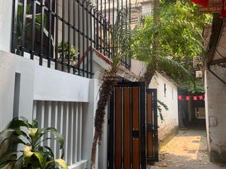 Nhà phân lô lương khánh thiện, 53m2, 2 thoáng, vài bước ra hồ, nhà thiết kế đẹp sang, vị trí đẹp