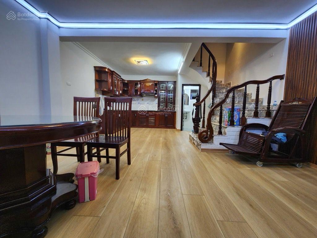 Nhà phân lô lương khánh thiện, 53m2, 2 thoáng, vài bước ra hồ, nhà thiết kế đẹp sang, vị trí đẹp