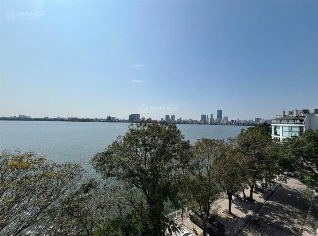 Bán nhà mặt phố quảng khánh, dt 158 m2, 5 tầng, view hồ tây