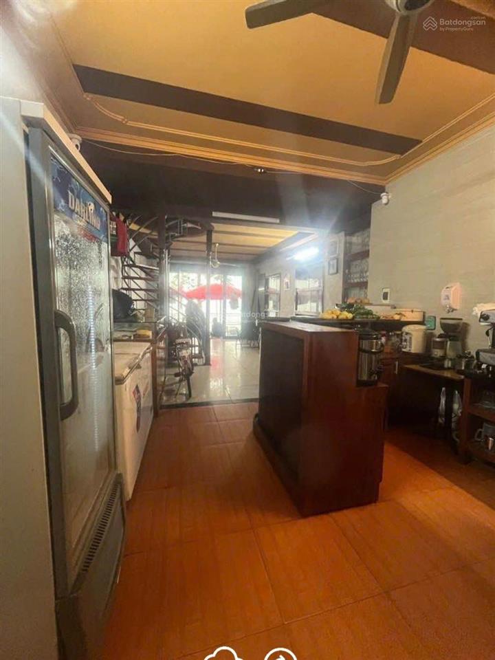 Bán nhà mặt phố quảng khánh, dt 158 m2, 5 tầng, view hồ tây