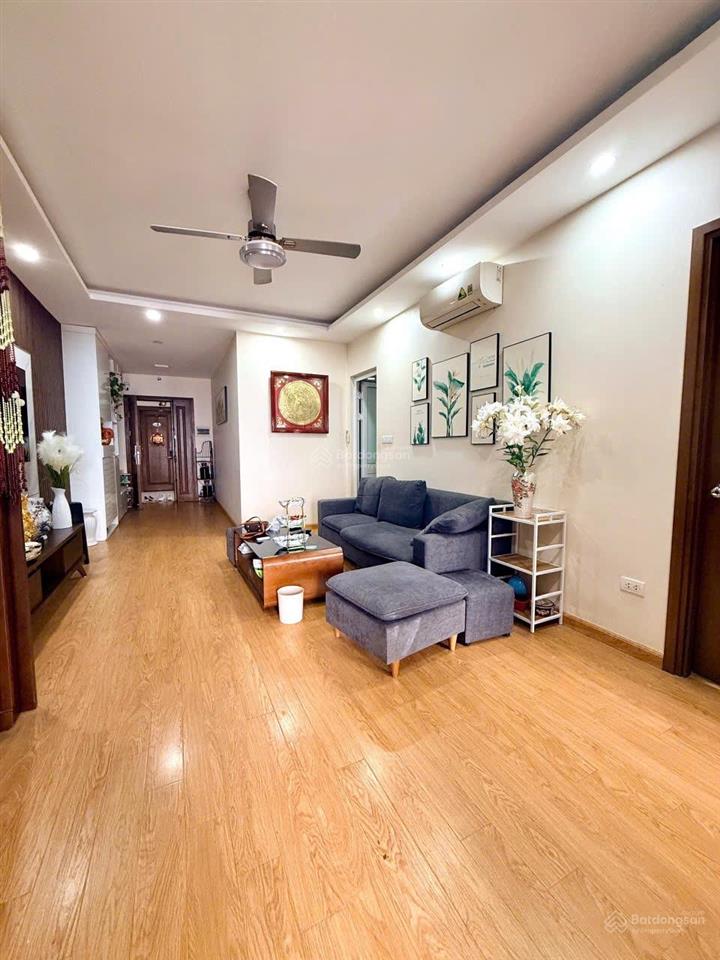 Bán gấp căn 2 phòng ngủ siêu đẹp  ct2b, chung cư gelexia 885 tam trinh, hoàng mai, hà nội