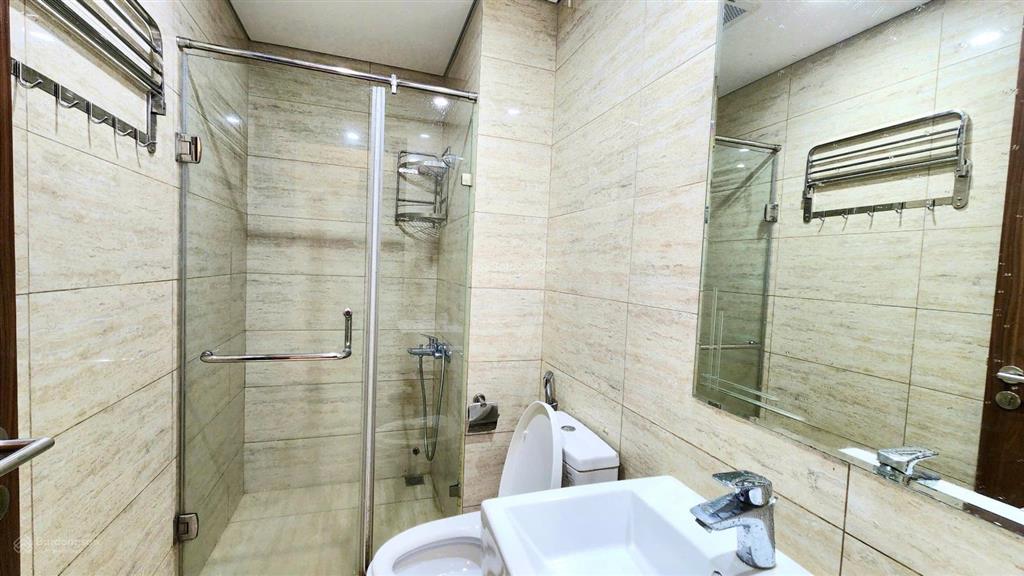 Chuyển nhượng căn hộ 2n2vs tầng 22 five star kim giang ~~ 6 tỉ