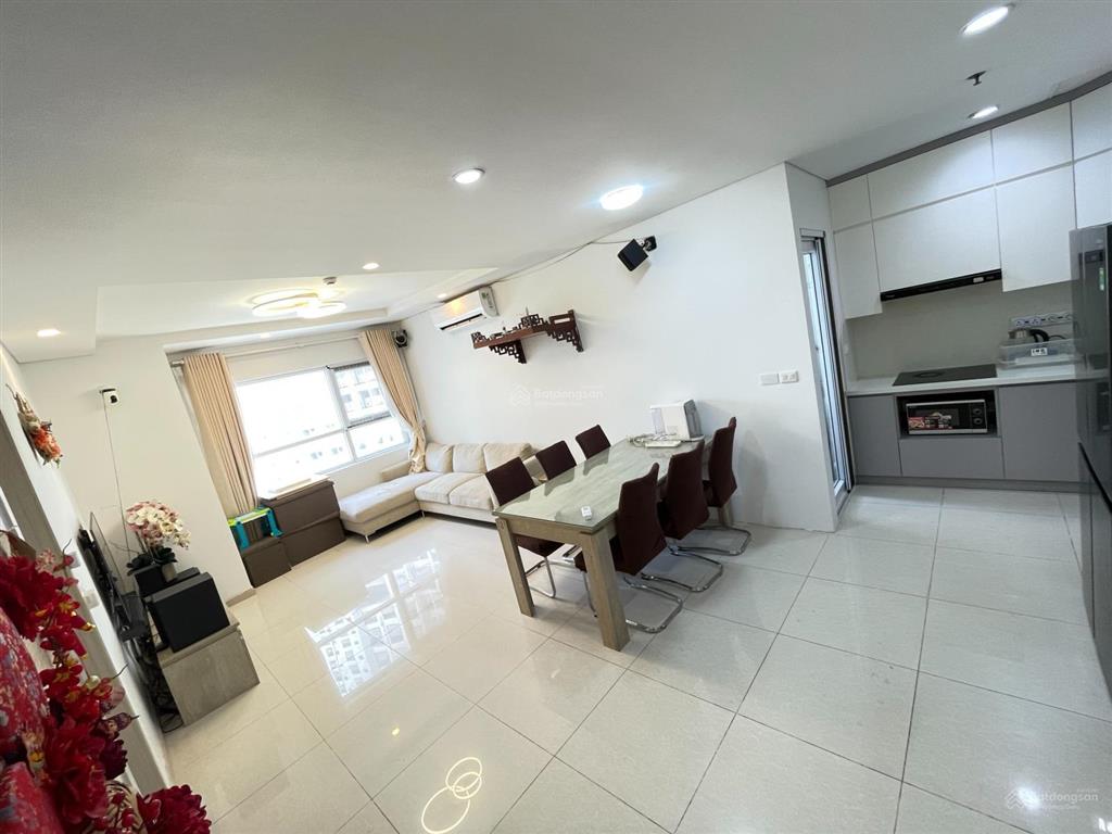 2pn golden palace vị trí kim cương, giá chỉ 90 triệu/m, giá tham khảo tốt trong khu vực