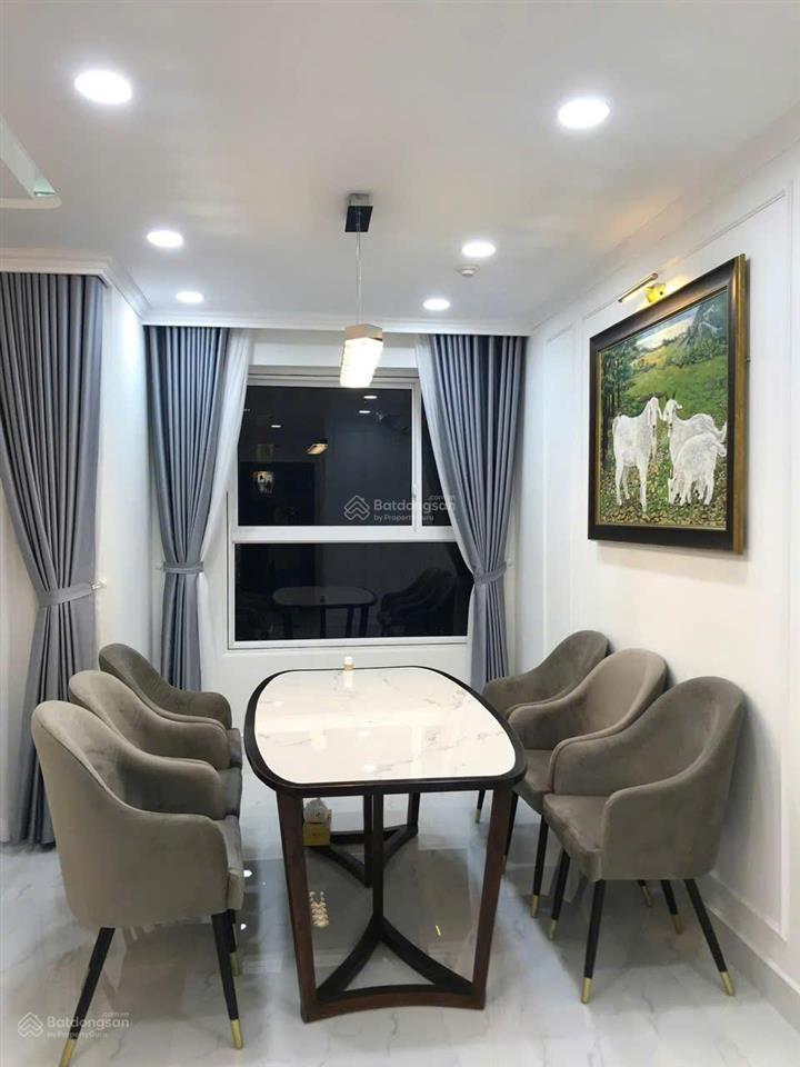 Bán căn hộ 2 phòng ngủ chung cư dragon hill 2  0706 334 *** tú