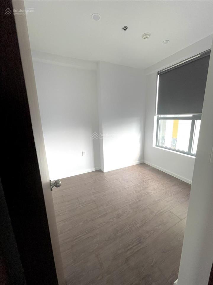 Cho thuê căn 2pn  2wc bcons city tiện đường đi học, giá cực sốc!