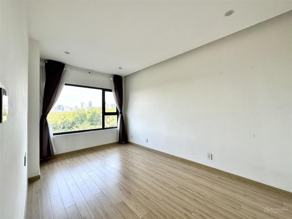 Thiện chí bán căn hộ new city 2 phòng ngủ 75 m2 tháp venice giá 7.8 tỷ  tú cata 0909 931 ***