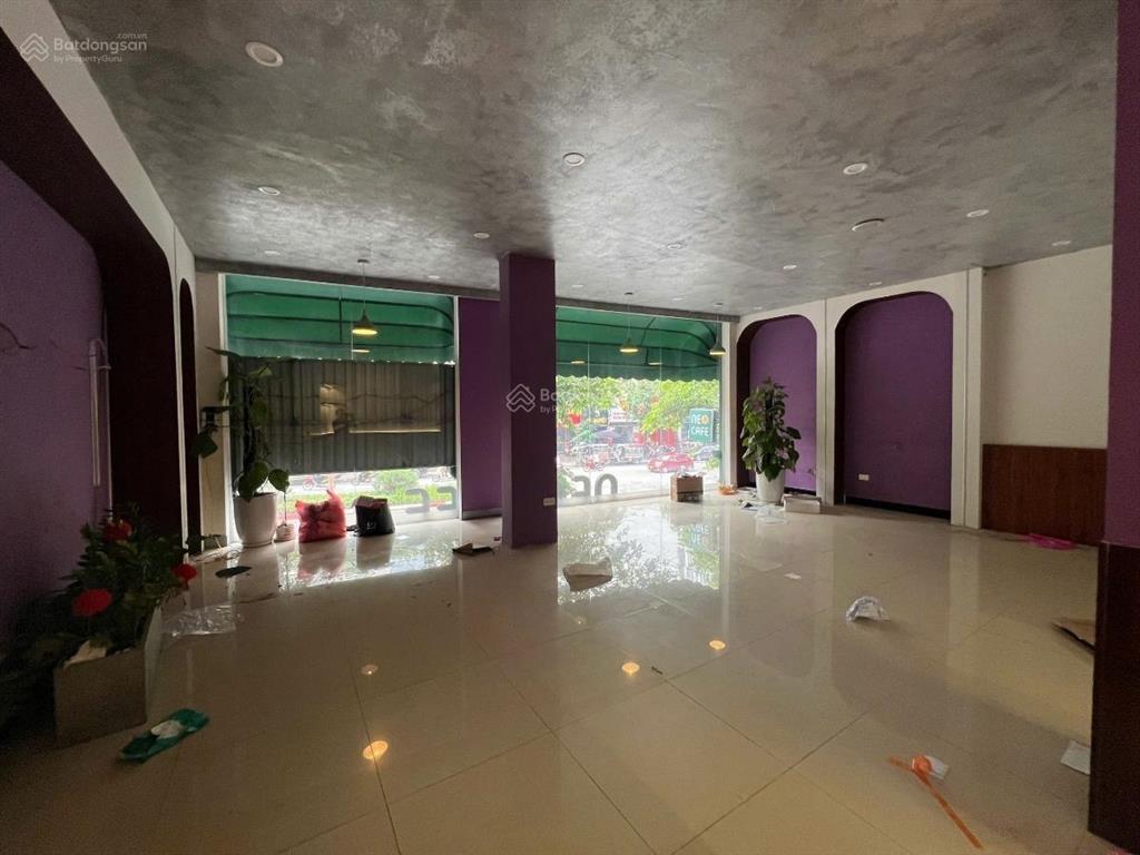 Bán mp đào tấn ba đình 40mx7t thang máy 37 tỷ cho thuê 50tr/th vỉa hè đá bóng kd sầm uất ngay lotte