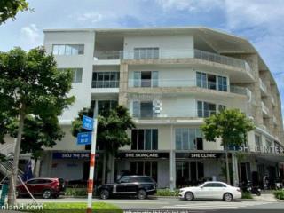 Tòa nhà mặt tiền đường số 5  kđt sala, quận 2