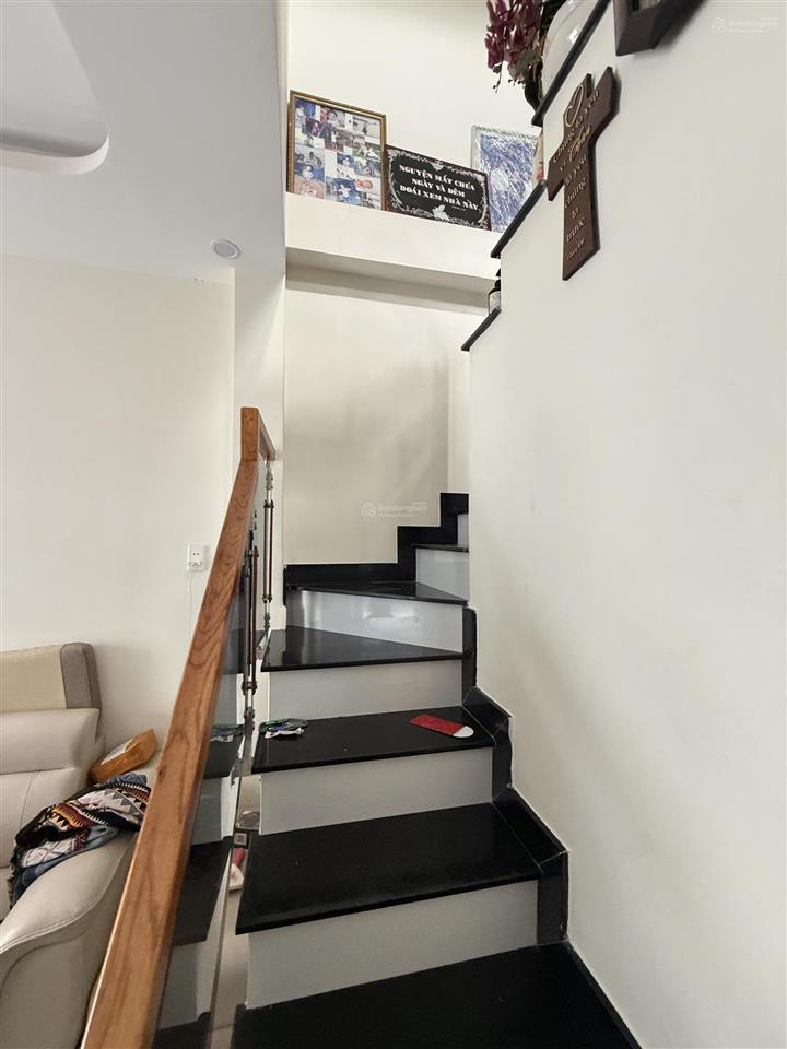 Bán nhà 36m2 (3x12) 3pn 2wc gần bến xe an sương, chợ cây me