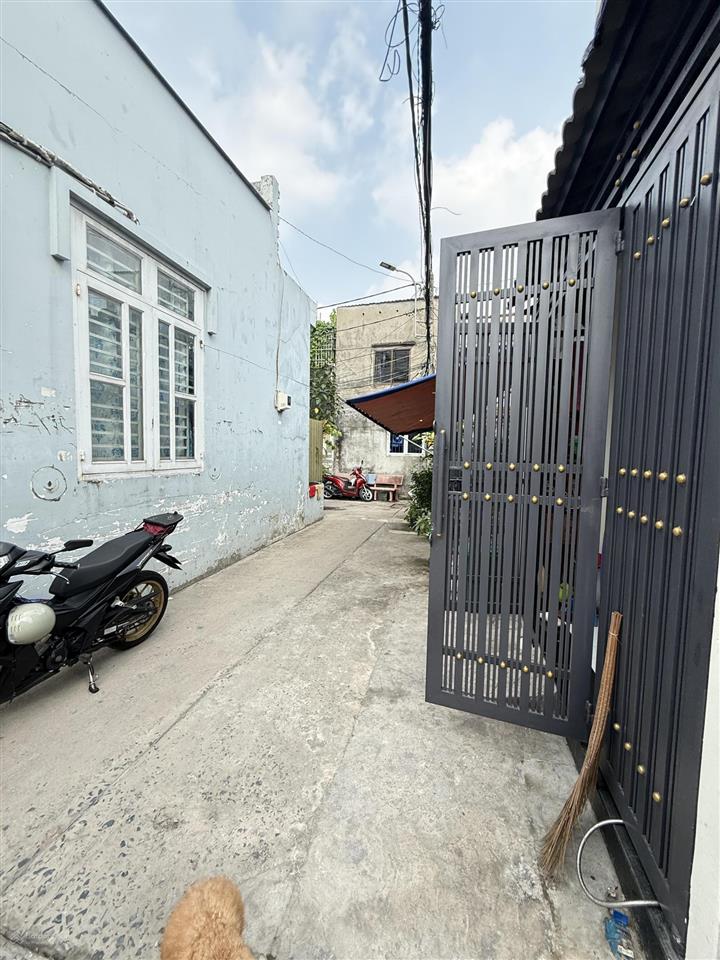 Bán nhà 36m2 (3x12) 3pn 2wc gần bến xe an sương, chợ cây me