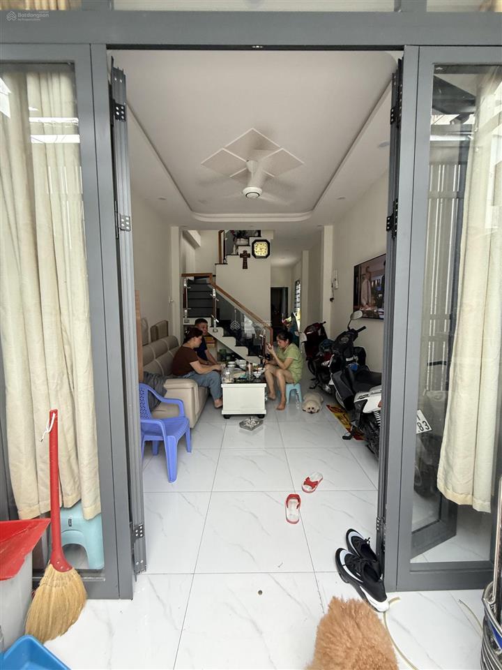 Bán nhà 36m2 (3x12) 3pn 2wc gần bến xe an sương, chợ cây me