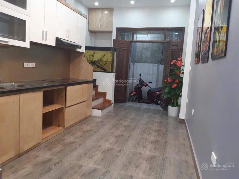 Bán nhà 30m2 x 7 tầng, thang máy nhập, phố nguyễn đức cảnh  gần trung tâm, tiện nghi đầy đủ!