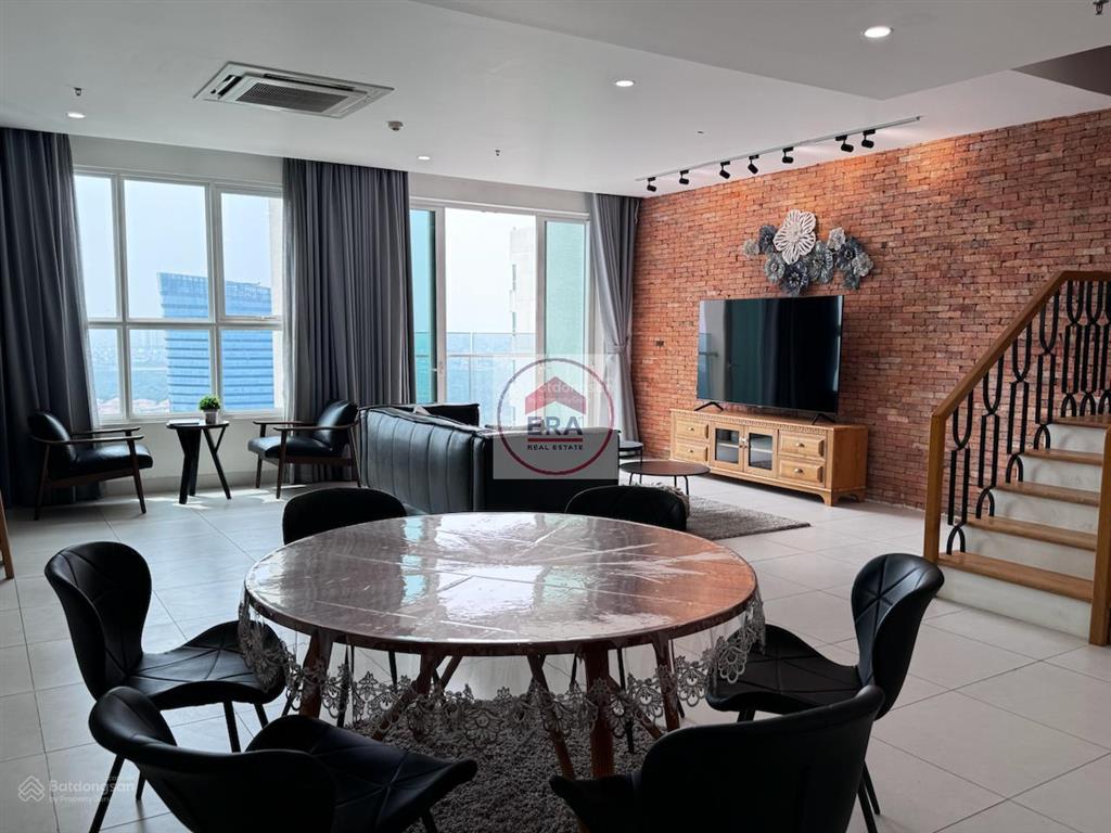 Sẵn nội thất  duplex sala 3pn  2 tầng riêng biệt  không gian cổ điển  ấm áp vô cùng.