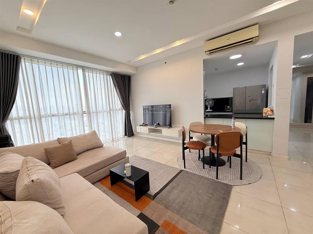Sunrise city  3pn  full nội thất  giá tốt  căn góc ngay trung tâm thương mại.