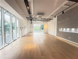 Cho thuê văn phòng ngay công viên sala  110m2  giá 48 triệu  nhận diện thương hiệu tốt.