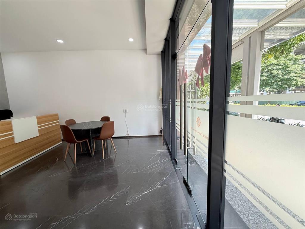 Cho thuê mặt bằng tầng trệt sala, diện tích 75m2 phù hợp làm văn phòng đại diện tại kđt sala