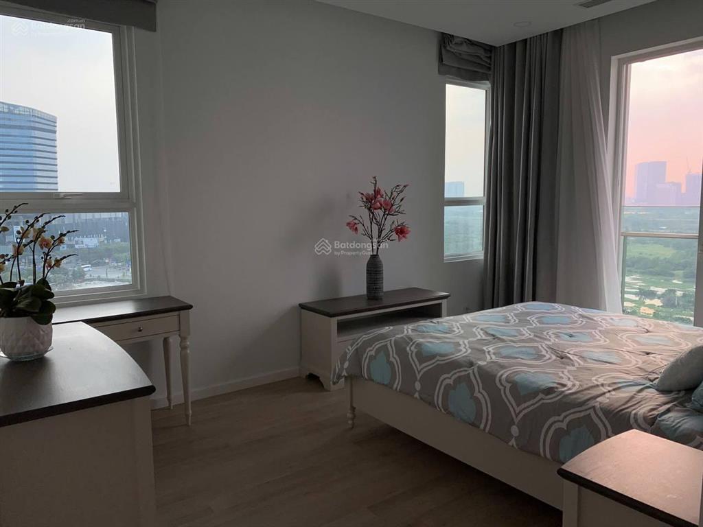 Cho thuê sadora sala 3 phòng ngủ view pháo hoa, 120m, full nội thất 36 triệu/tháng bao thuế