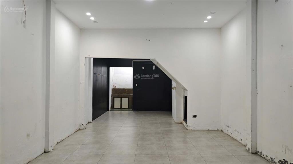 Nhà khu vip bàn cờ nguyễn sơn đường 10m, nở hậu chỉ nhỉnh 6 tỷ