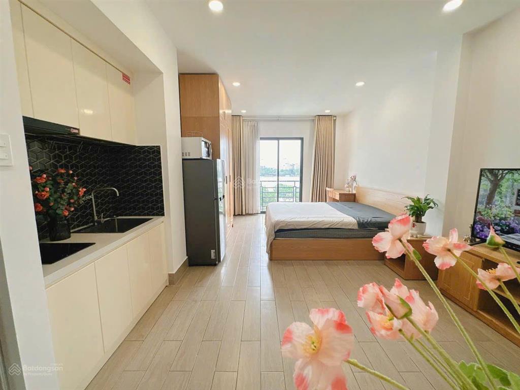 Đúng hình  đúng giá  đúng vị trí. thảo điền có ban công  full nội thất