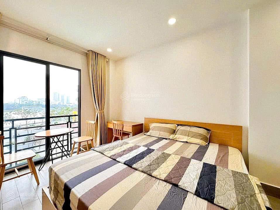 Đúng hình  đúng giá  đúng vị trí. thảo điền có ban công  full nội thất