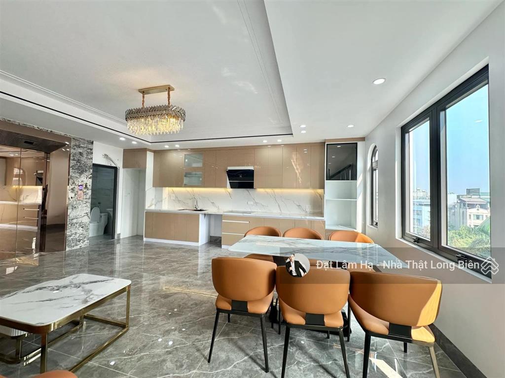 Bồ đề đường ô tô tránh vỉa hè  45m2 6 tầng, mặt tiền 6m full nội thất 18.5 tỷ, giao dịch ngay