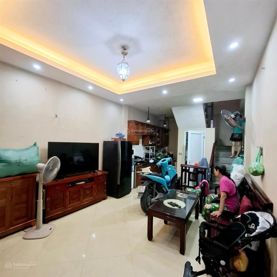 Chính chủ cho thuê nhà riêng ngõ 80 xuân phương dt 45m2, 5 tầng 4pn full đồ