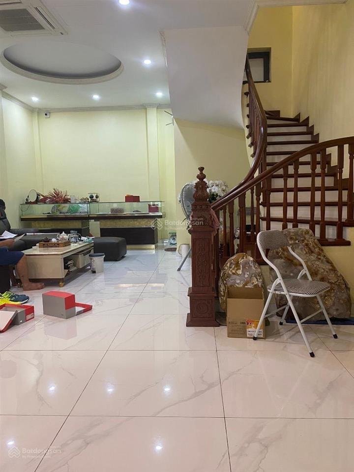 Chính chủ cho thuê nhà hồ tùng mậu đường 10m kinh doanh. dt 55m2 x 5 tầng full đồ 18 triệu