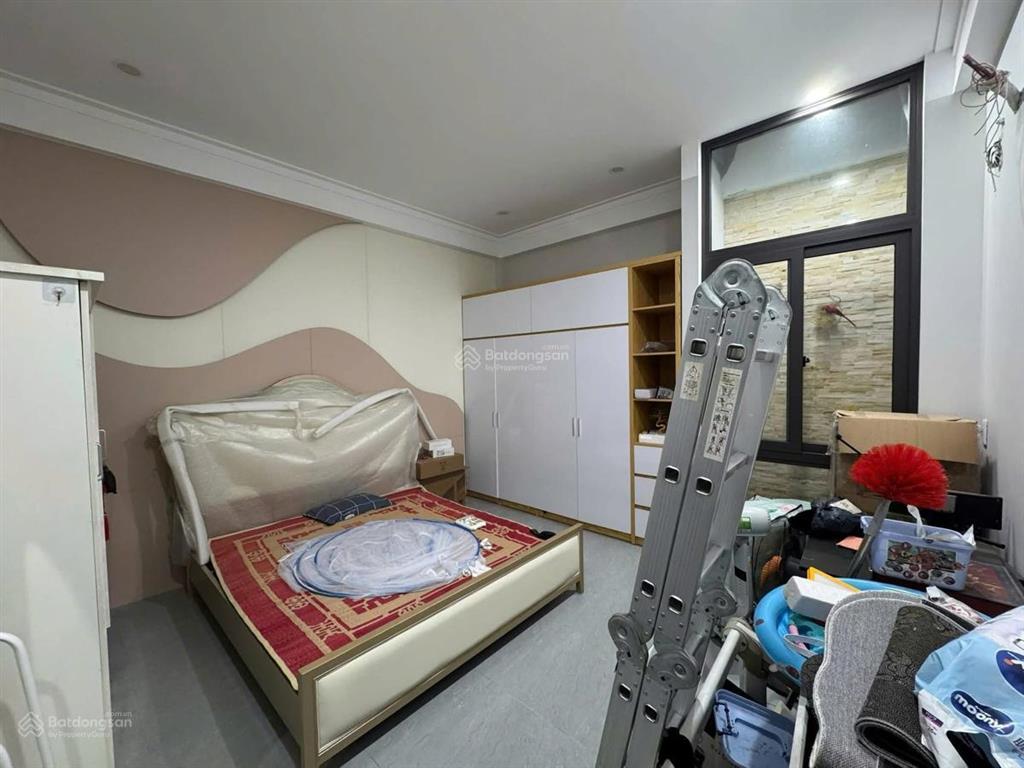 Cho thuê nhà riêng hoàng quốc việt cầu giấy dt 45m2 x 5 tầng 13 triệu nhận ngay