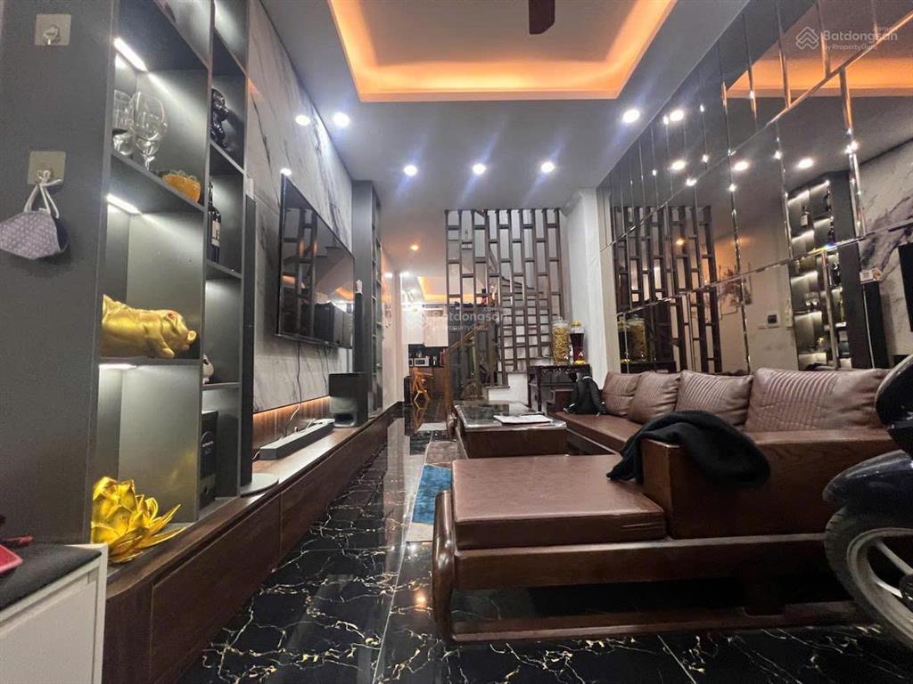 Cho thuê nhà chính chủ tại cầu diễn, bắc từ liêm 50m2 4 tầng 4pn mới đẹp 9 triệu/th