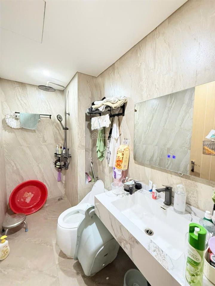 Cho thuê nhà nguyên căn vân canh dt 50m2 4 tầng 4pn full đồ 9 triệu