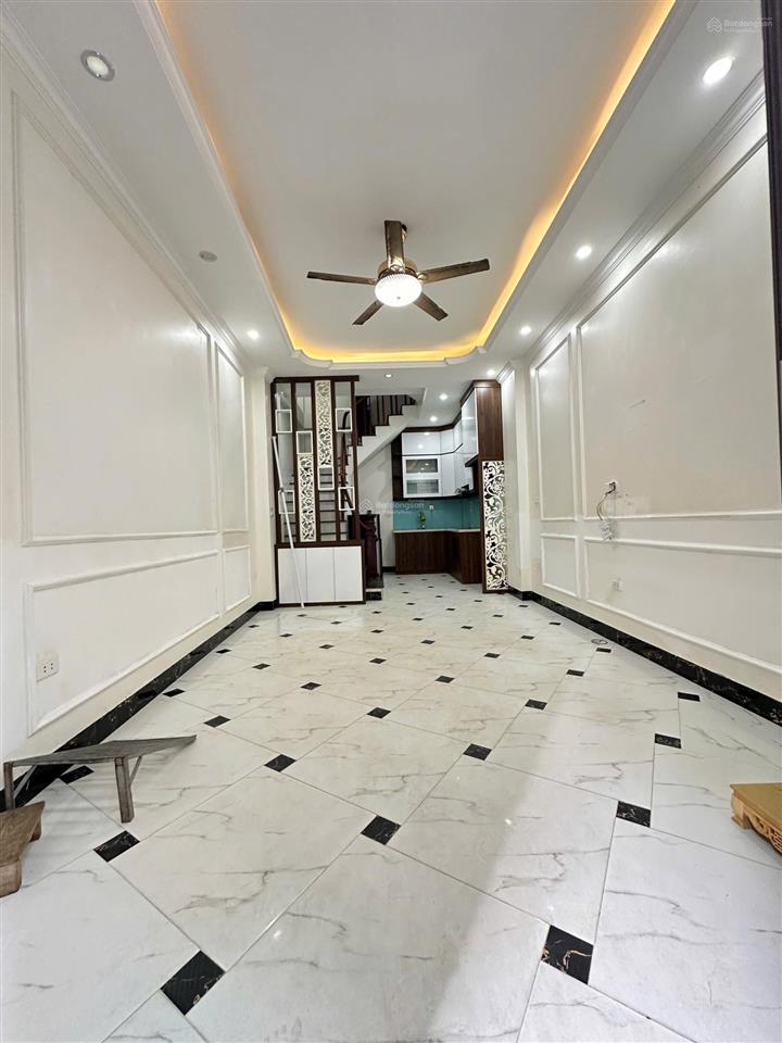 Chính chủ cho thuê nhà riêng xuân đỉnh từ liêm 45m 5 tầng 4pn full đồ 10 triệu ở ngay