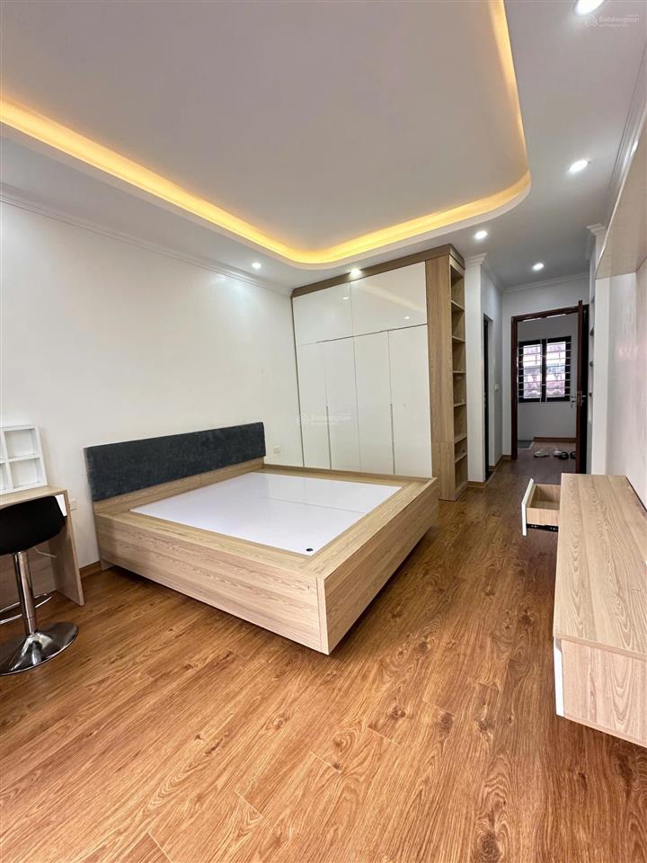 Chính chủ cho thuê nhà riêng xuân đỉnh từ liêm 45m 5 tầng 4pn full đồ 10 triệu ở ngay
