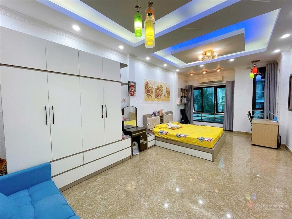 Cho thuê nhà phân lô văn cao dt 55m 5 tầng ngõ ô tô 20 triệu nhận ngay