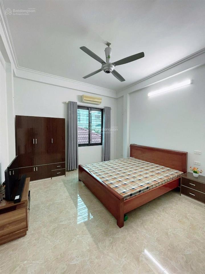 Cho thuê nhà phân lô văn cao dt 55m 5 tầng ngõ ô tô 20 triệu nhận ngay