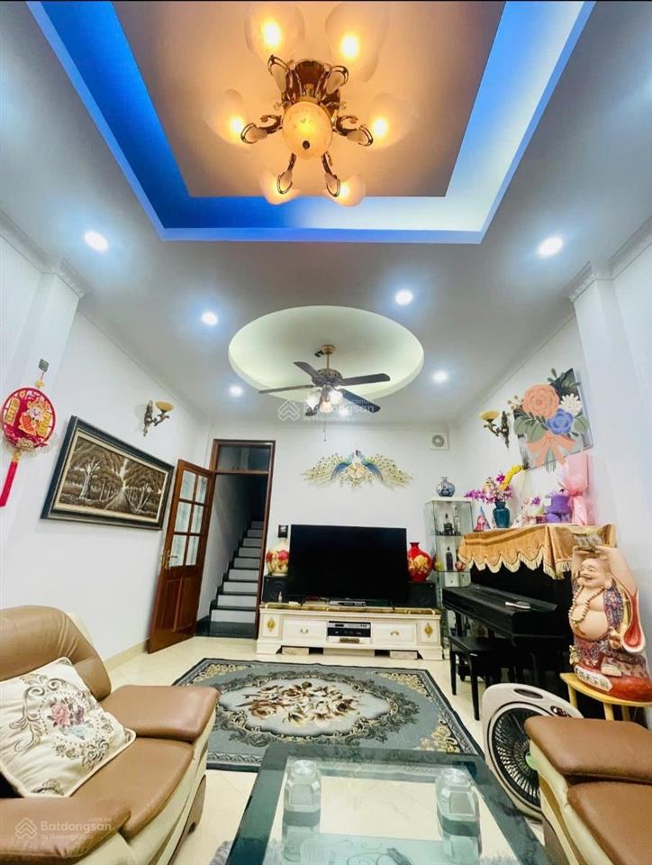 Cho thuê nhà phân lô văn cao dt 55m 5 tầng ngõ ô tô 20 triệu nhận ngay
