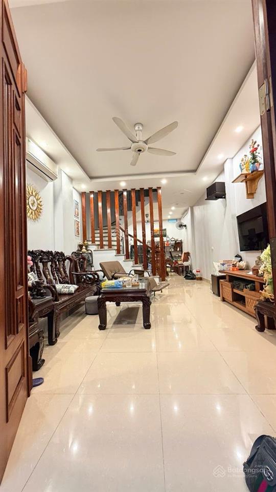 Chính chủ cho thuê liền kề xuân phương dt 75m 5 tầng ô tô tránh 16 triệu