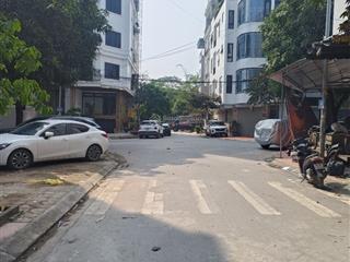Chính chủ cho thuê liền kề xuân phương dt 75m 5 tầng ô tô tránh 16 triệu