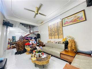 Cho thuê nhà phố khương trung thanh xuân dt 55m 4 tầng 4pn full đồ 13 triệu nhận ngay