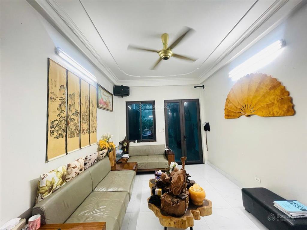 Cho thuê nhà phố khương trung thanh xuân dt 55m 4 tầng 4pn full đồ 13 triệu nhận ngay