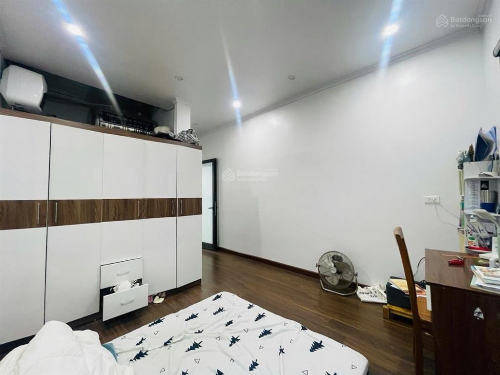 Cho thuê nhà phố khương trung thanh xuân dt 55m 4 tầng 4pn full đồ 13 triệu nhận ngay