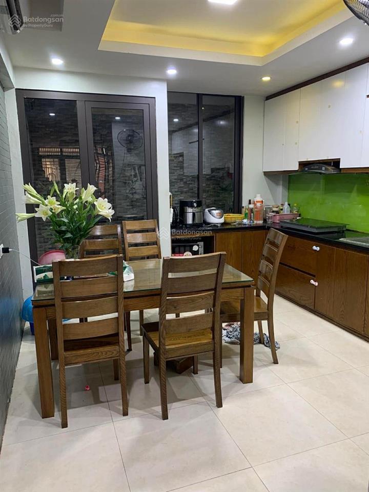 Chính chủ cho thuê nhà hoàng hoa thám ba đình dt 50m 5 tầng 4pn 14 triệu ở ngay