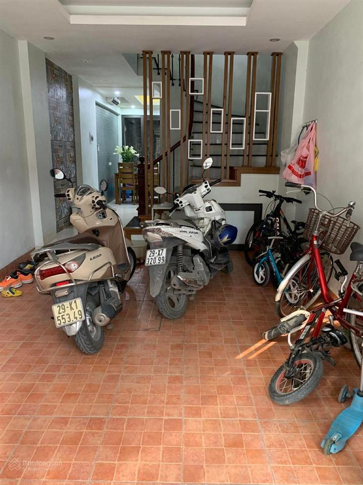 Chính chủ cho thuê nhà hoàng hoa thám ba đình dt 50m 5 tầng 4pn 14 triệu ở ngay