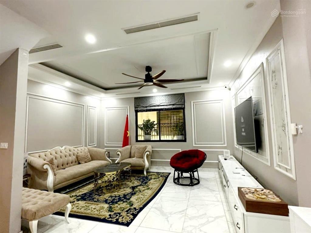 Cho thuê nhà phân lô mễ trì ô tô tránh 65m2 x 5 tầng có vỉa hè rộng 22 triệu