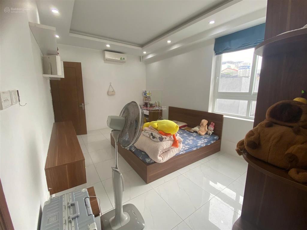 Cho thuê căn hộ chung cư ct36 xuân la, ngõ 28 xuân la, dt 110m2, 3pn, full đồ 13 triệu nhận ngay