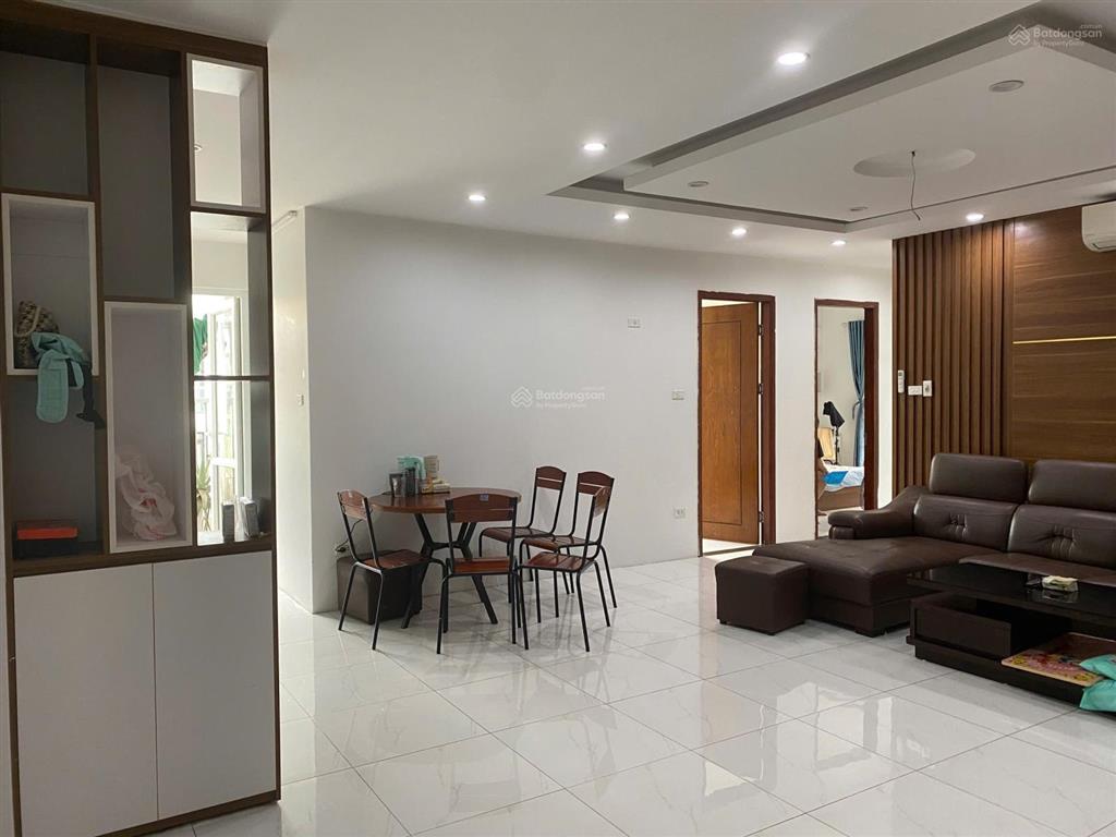 Cho thuê căn hộ chung cư ct36 xuân la, ngõ 28 xuân la, dt 110m2, 3pn, full đồ 13 triệu nhận ngay